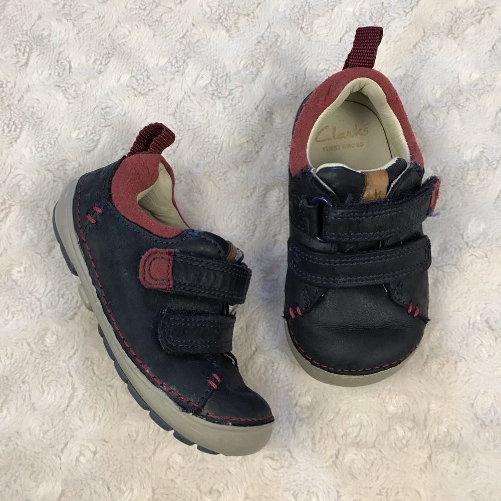 Clarks Baby Boy Shoes Size 4W - Picture 1 of 8